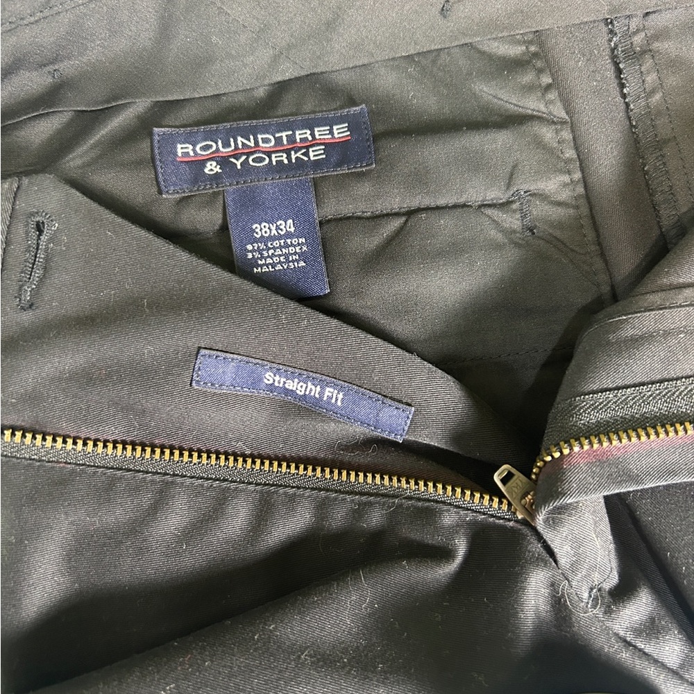 Roundtree & Yorke Black Straight Fit Pants with Gold-Tone Zipper